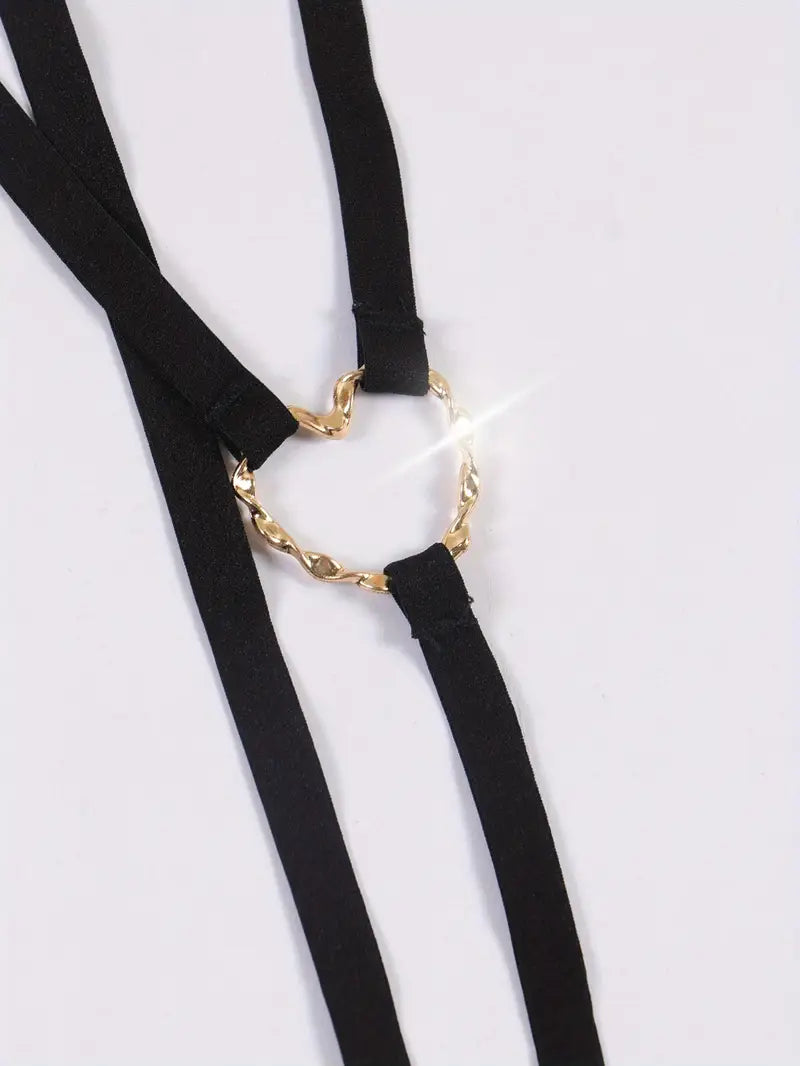 Minimalistyczne body harness z serduszkiem